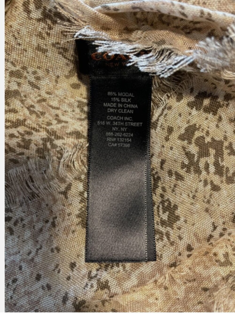 Coach Lightweight Printed Wrap Scarf Womens Silk Natural Print - Picture 3 of 3